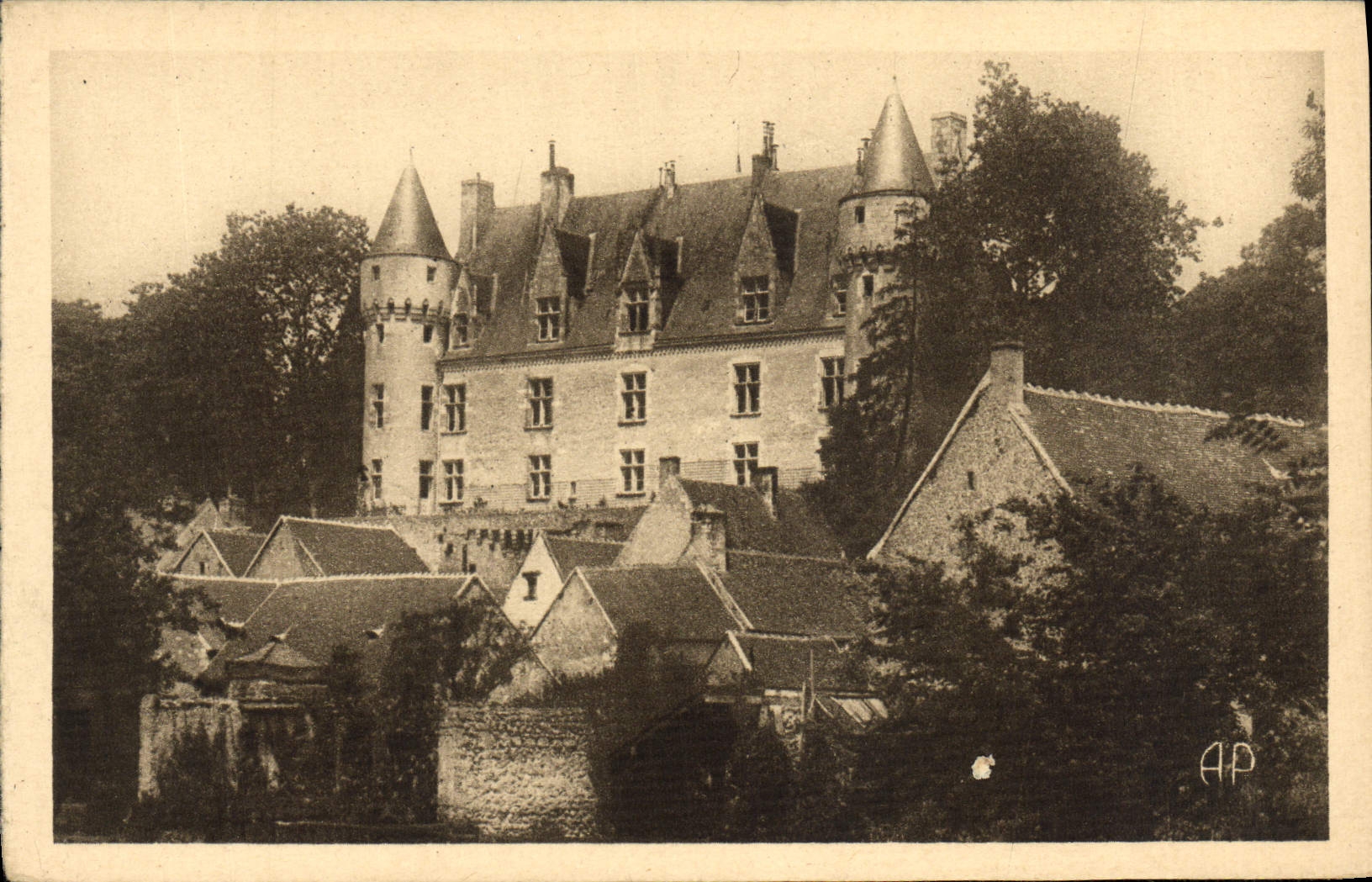 CPA Montresor Le Chateau 