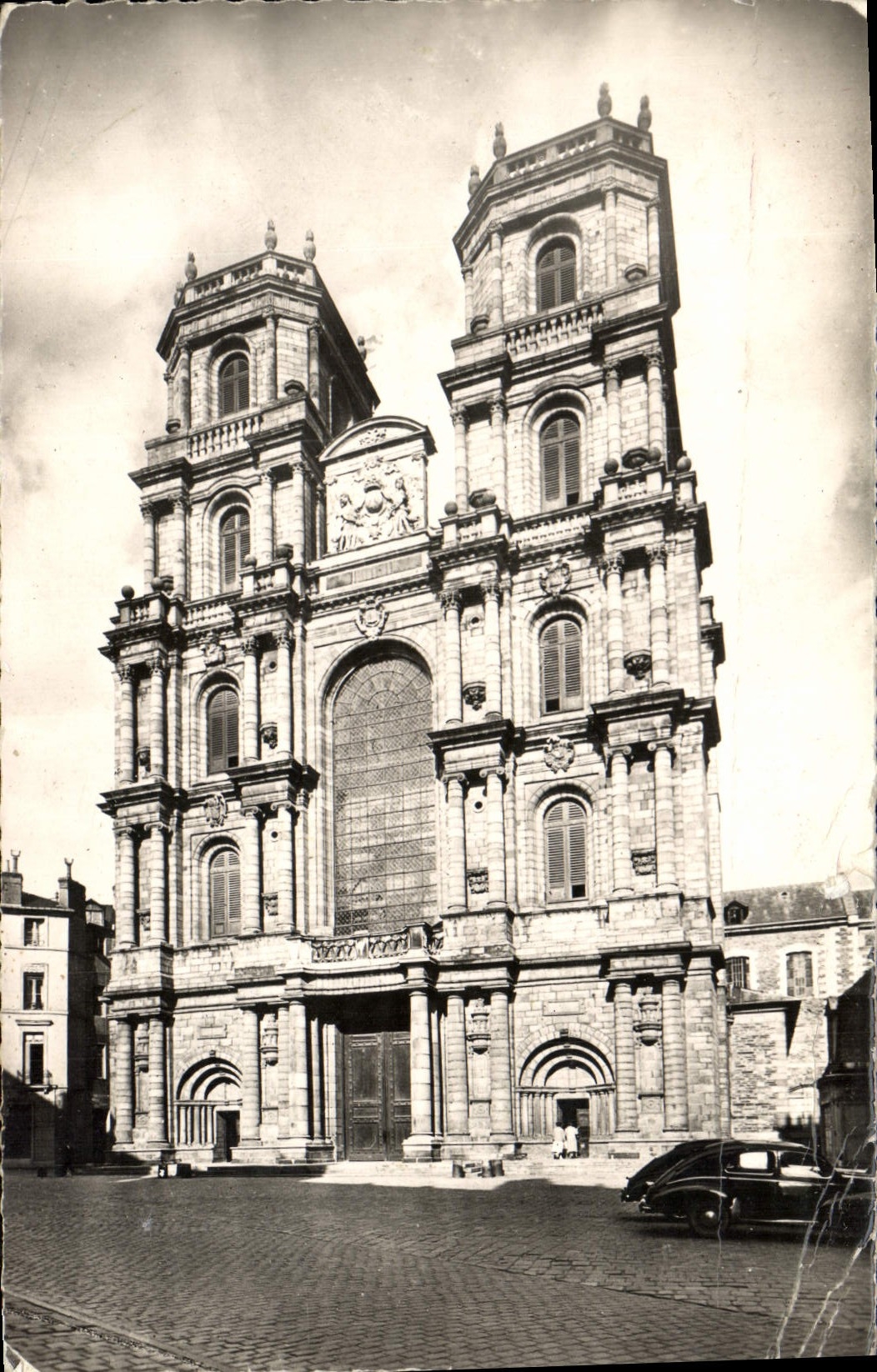 CPM Rennes La Cathedrale Saint Pierre
