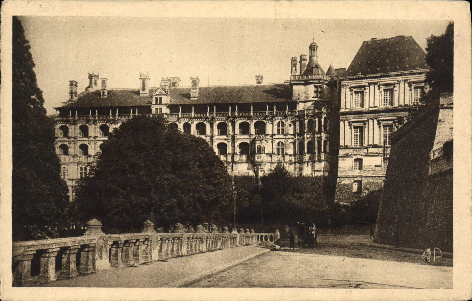 CPA Blois Le Chateau 