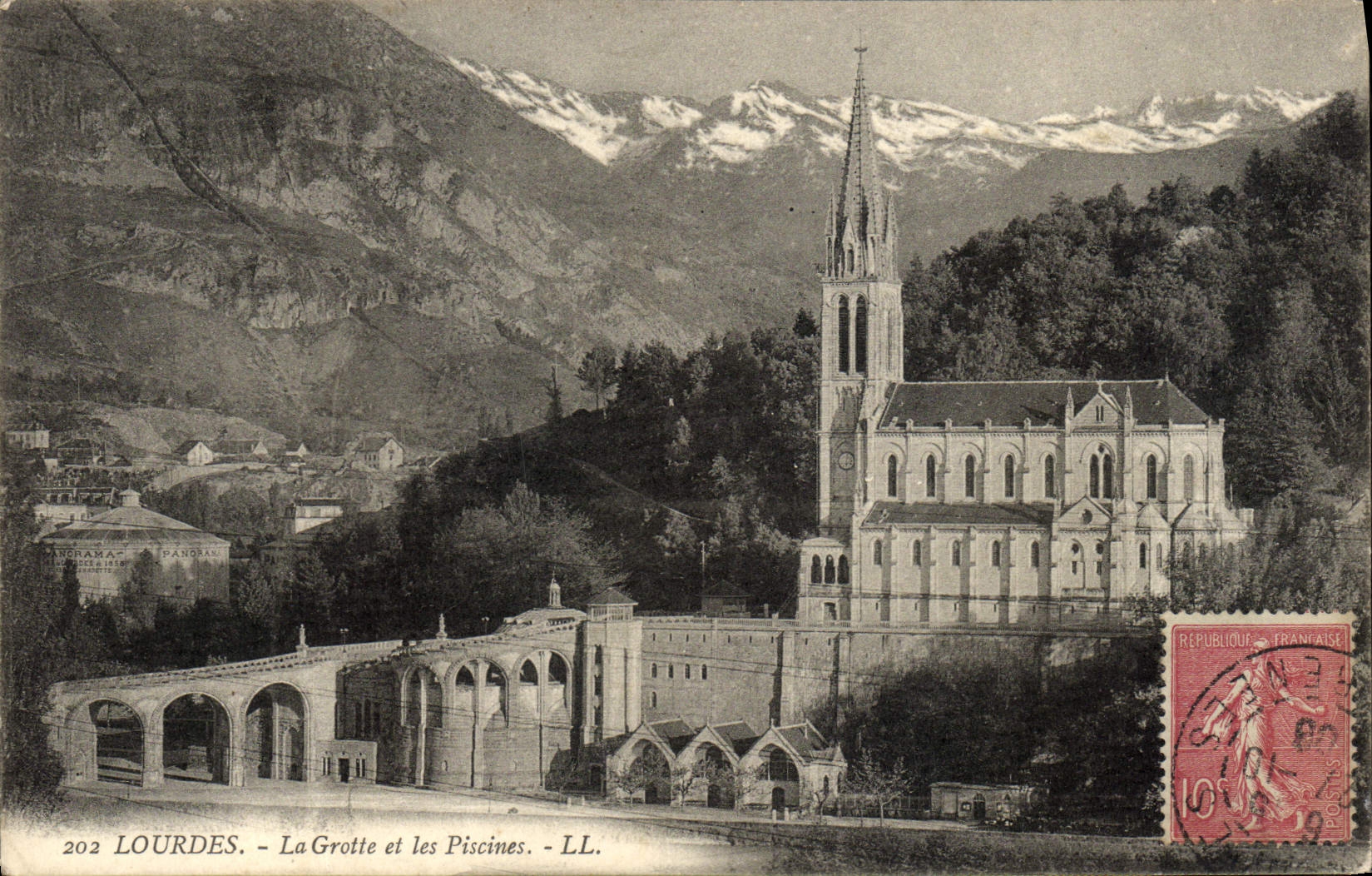 VINTAGE POSTCARD Heavy the Cave and Swimming pools