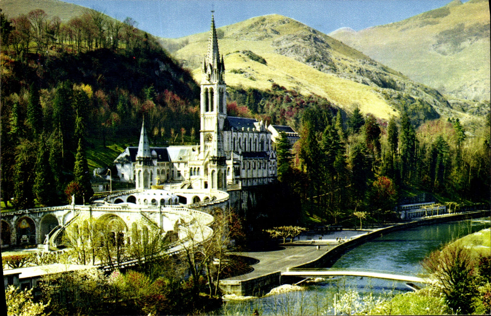 MODERN CARD Heavy the Basilica Gave and one of the Two new bridges