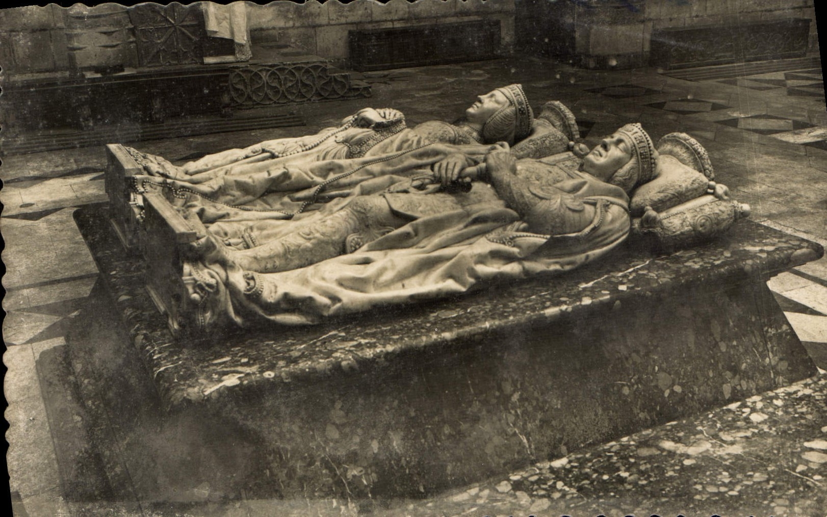 CPM Burgos Catedral Sepulero de los Condestables