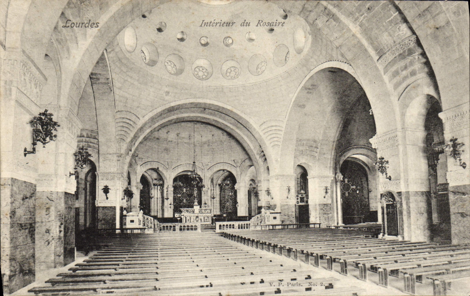 CPA Lourdes Interieur du Rosaire