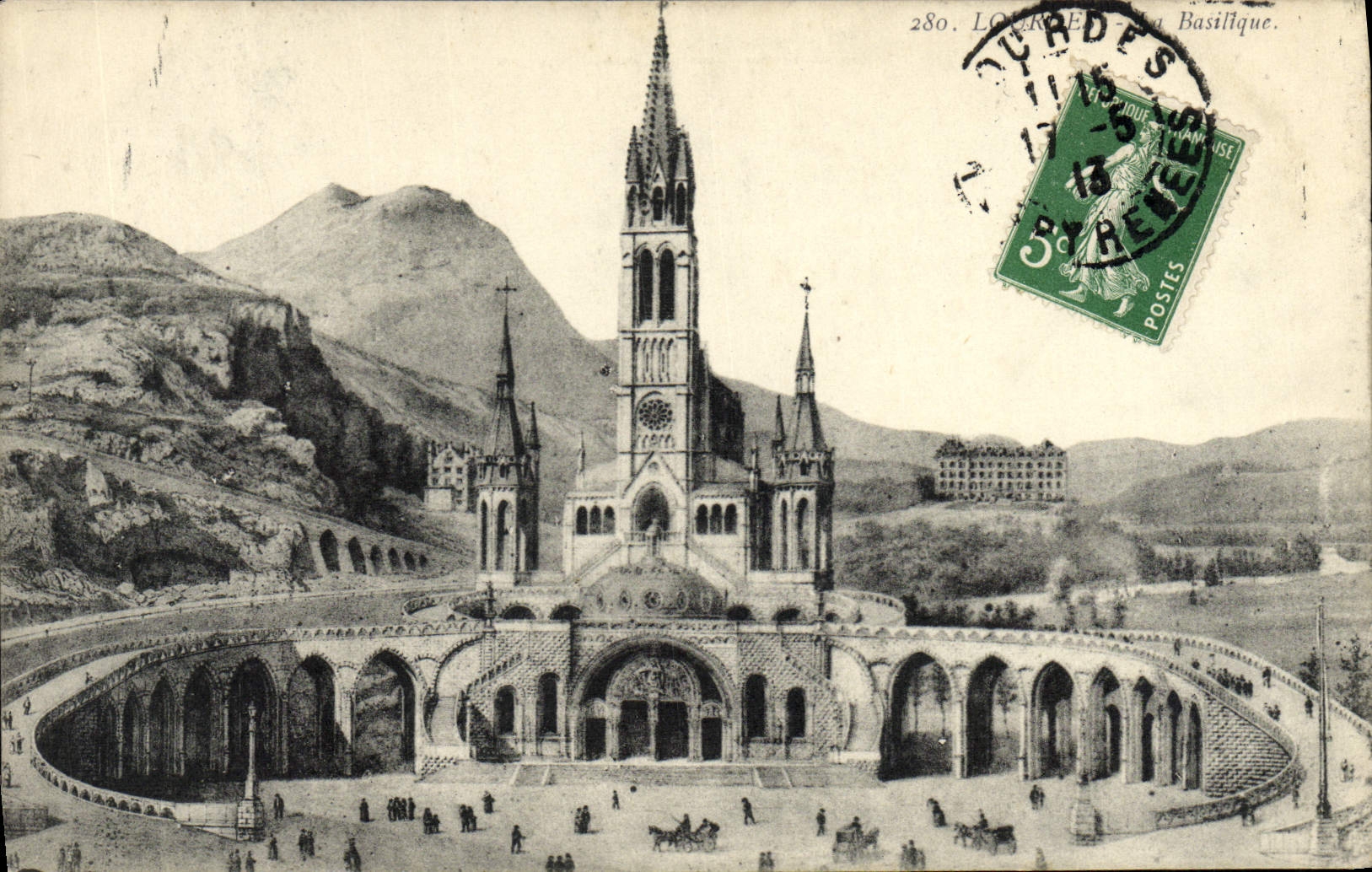 CPA Lourdes La basilique