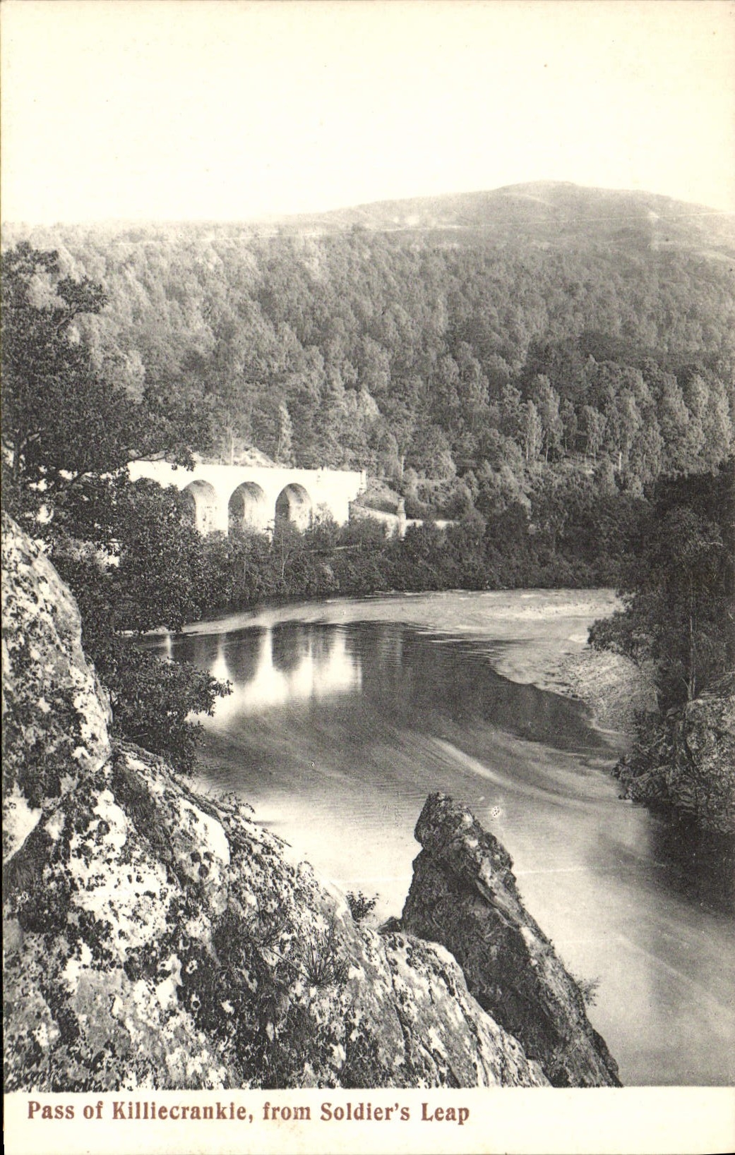 POSTAL de la VENDIMIA no de Killiecrankie del salto de Soldier S