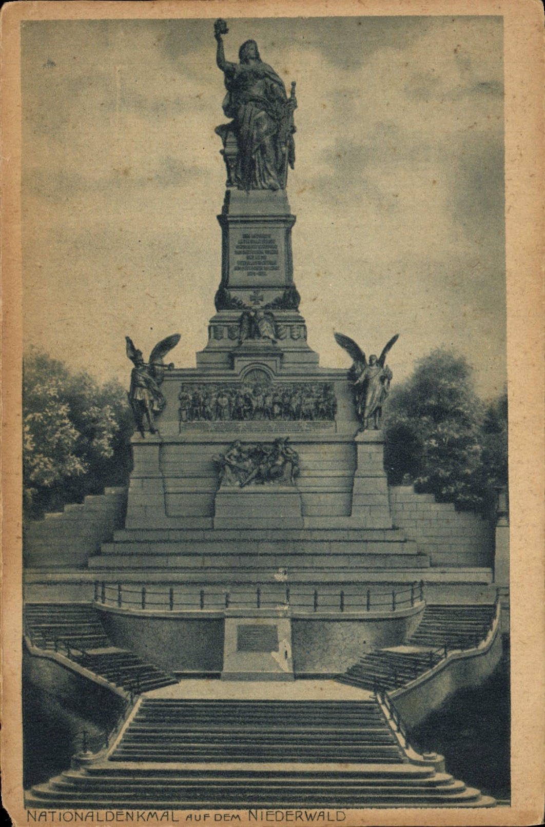 VINTAGE POSTCARD Nationaldenkmal Auf Dem Niederwald
