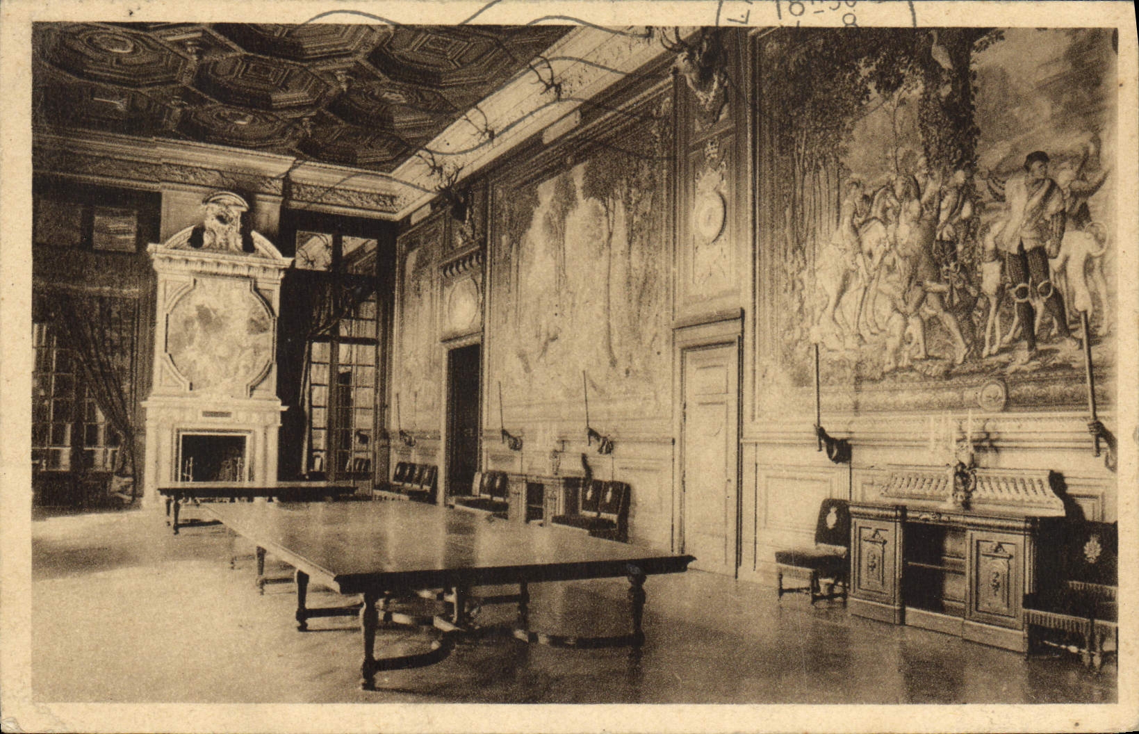 CPA Chateau De Chantilly Galerie Des Cerfs