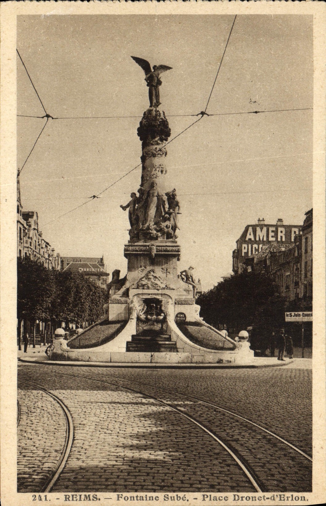 CPA Reims Fontaine Sube Place Donet d'Erlon