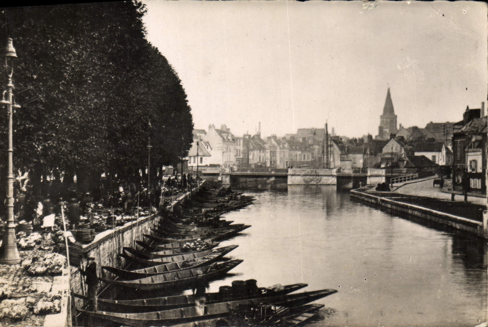 CPA Amiens Le Marche Sur l'Eau