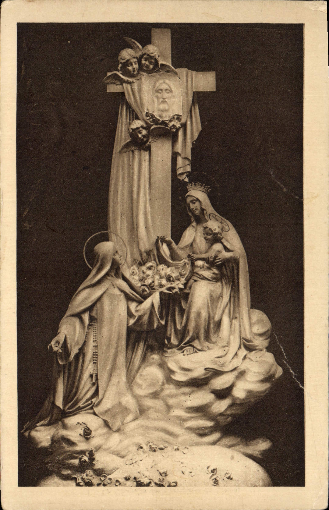 VINTAGE POSTCARD Chapalle of the Lisieux Carmelite nuns