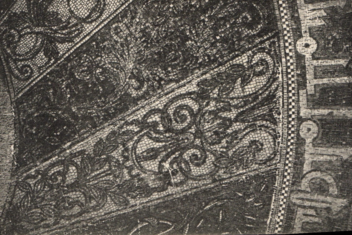 CPA Cordoba Mezquita Mihrab Mosaico bizantino en pasta de oro