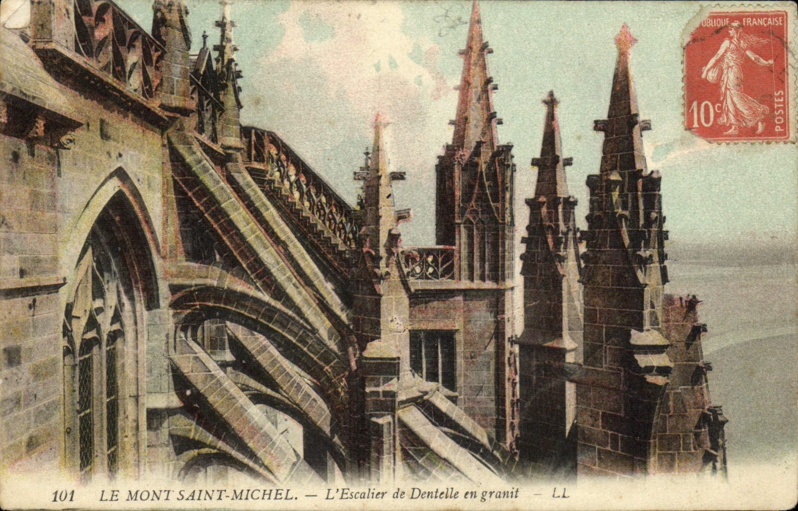 CPA Le Mont Saint Michel L'Escalier De Dentelle En Granit