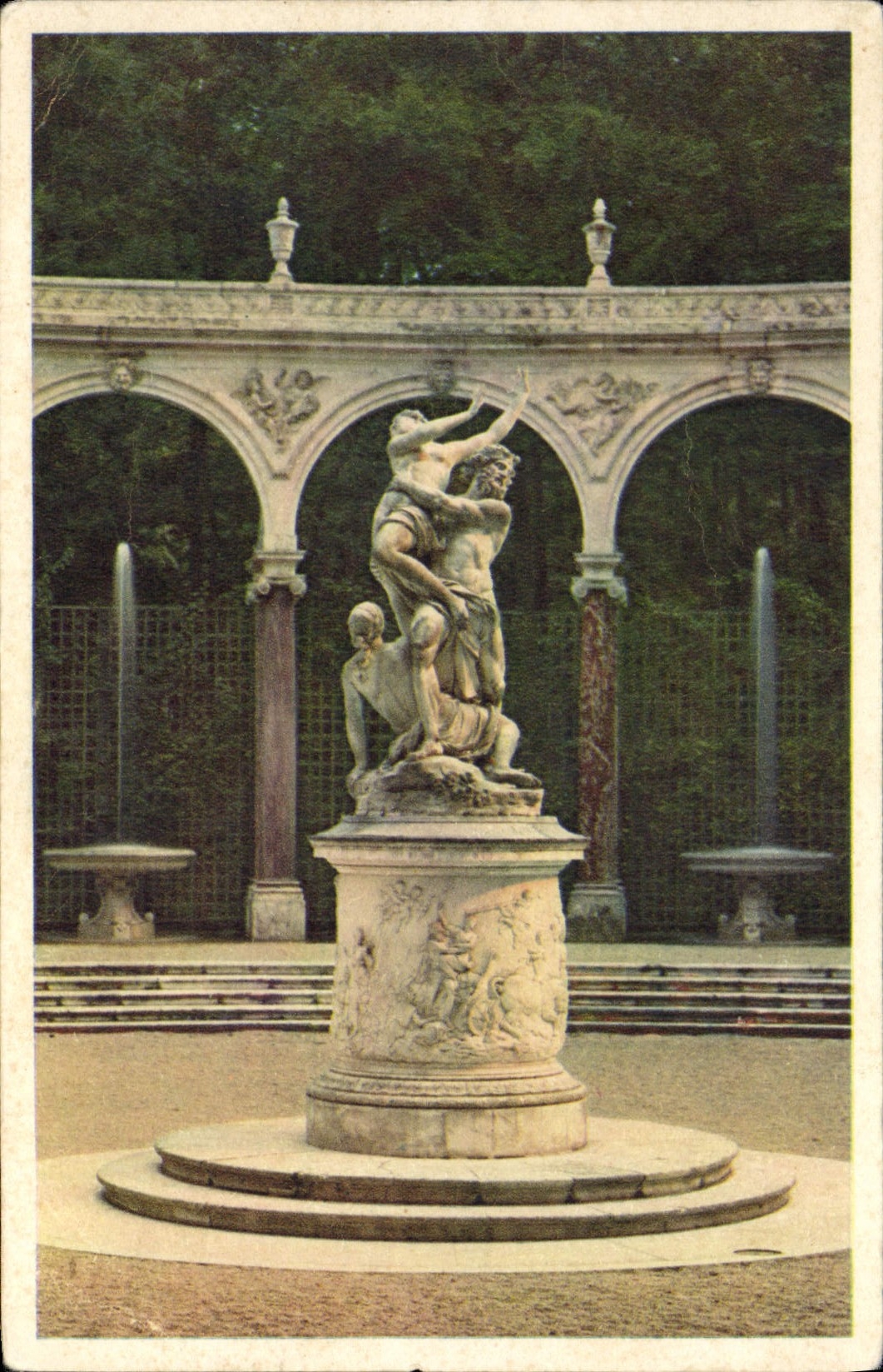 Parque de la POSTAL de la VENDIMIA del castillo de Versalles la columnata Removal De Proserpine De Girardon