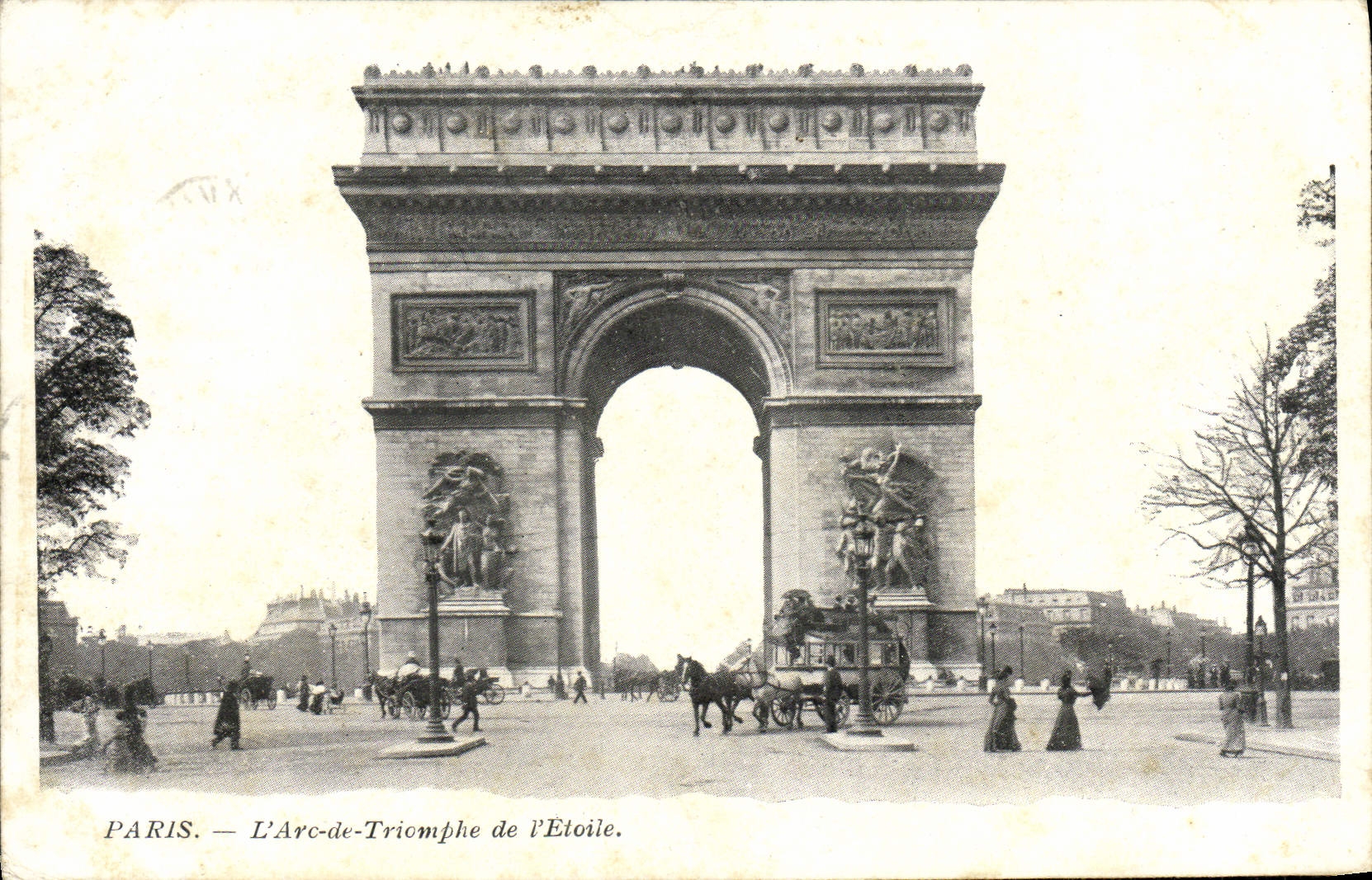 CPA Paris L'Arc De Triomphe De l'Etoile