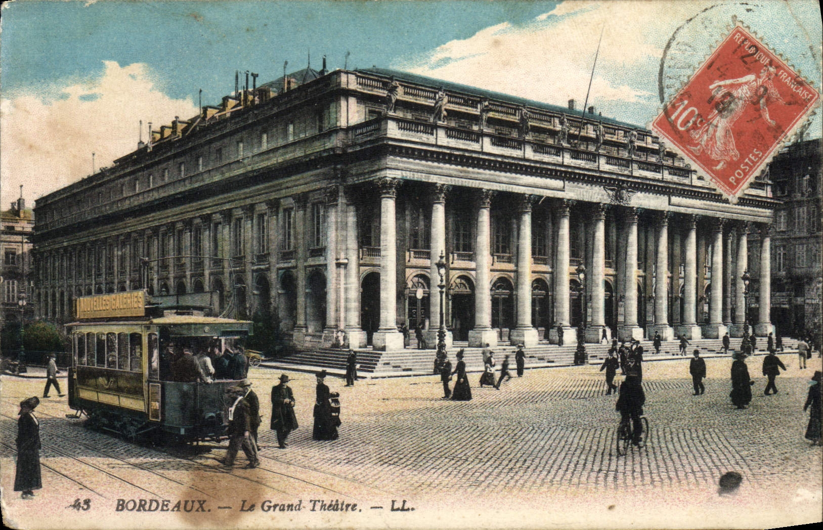 CPA Bordeaux Le Grand Theatre Tramway