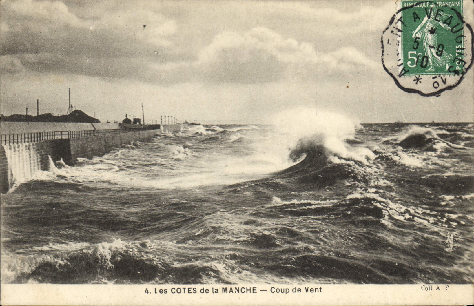VINTAGE POSTCARD Coted of the English Channel Strong gale