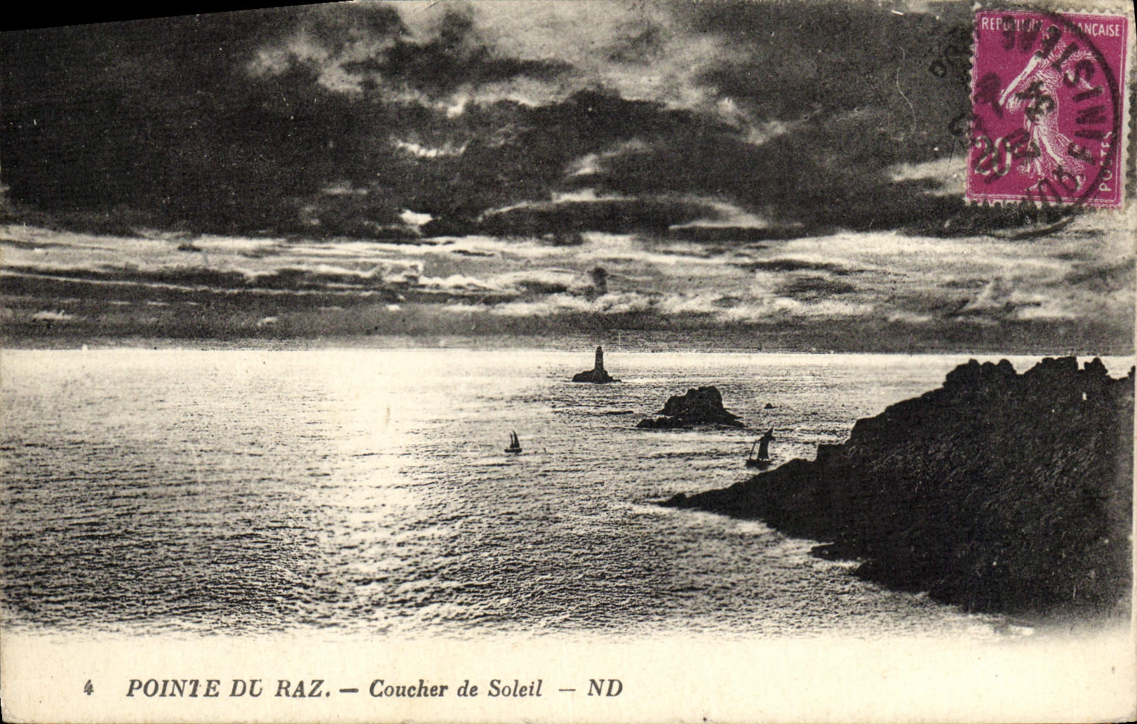 CPA Pointe Du Raz Coucher de Soleil