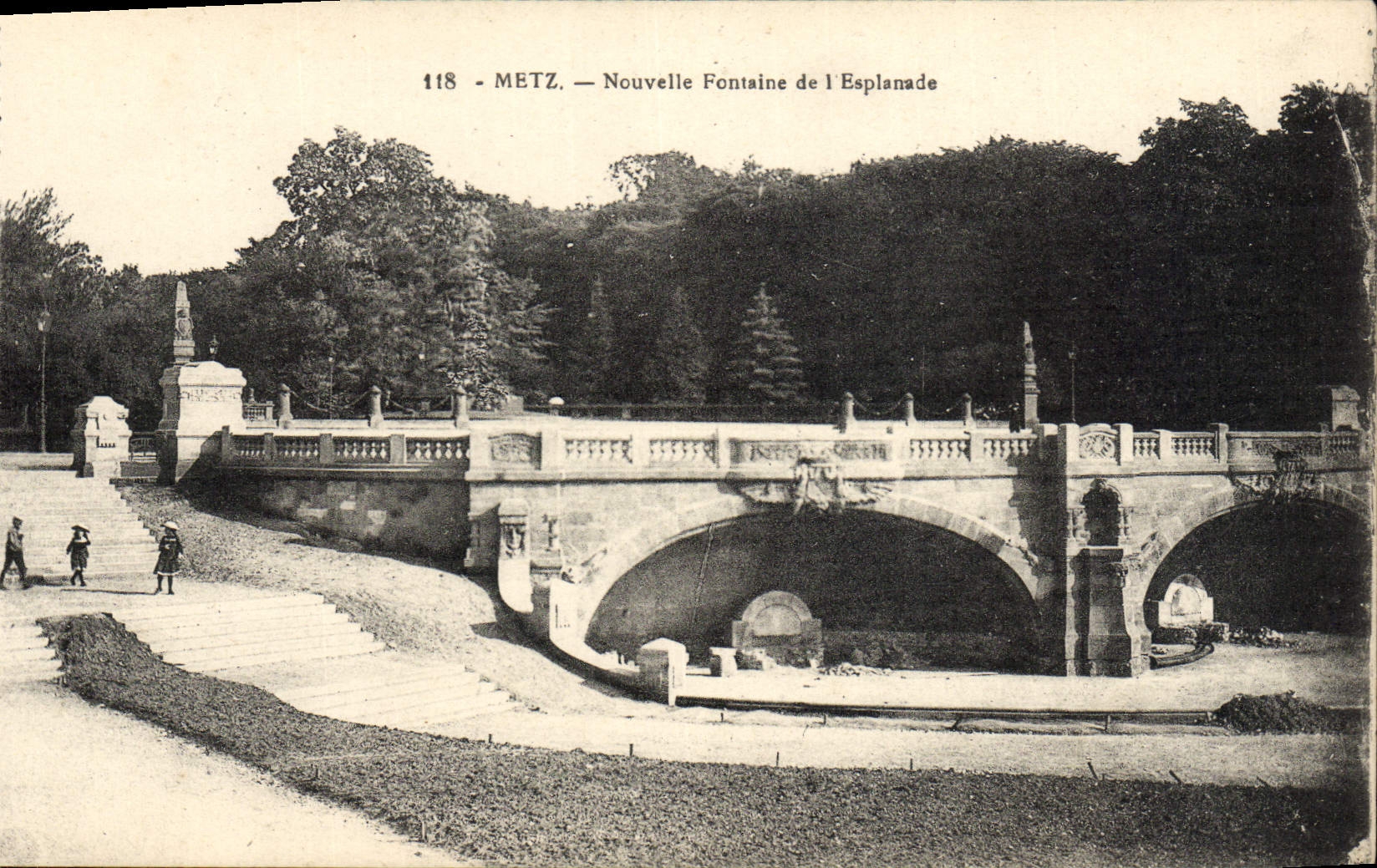 Fuente de las noticias de Metz de la POSTAL de la VENDIMIA de la explanada de I