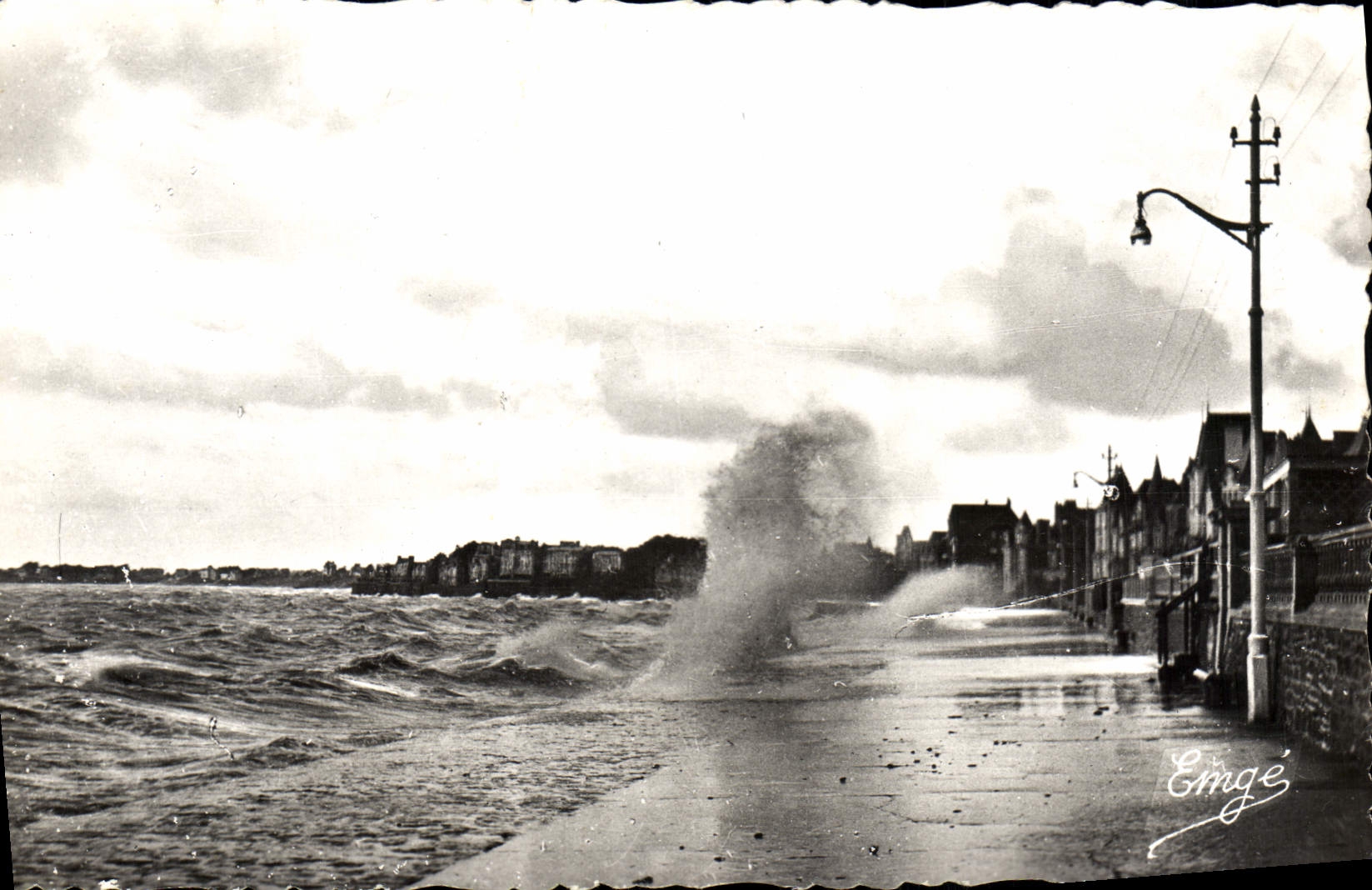 MODERN CARD the Emerald Dimension De Holy Parame Malo the dam one day of equinoctial tide