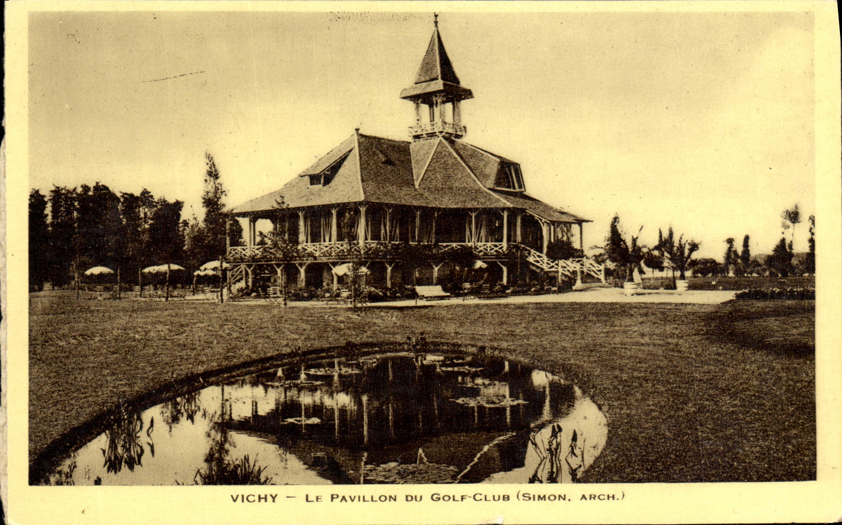 CPA Vichy Le pavillon du Golf Club 