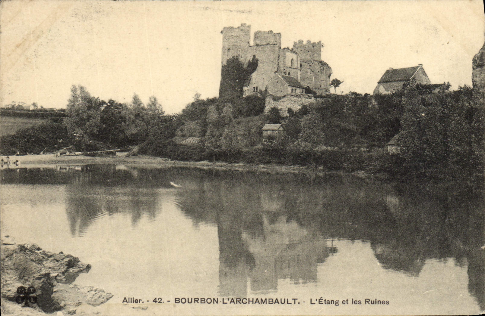 CPA Allier Bourbon L'Archambault L'Etang et les Ruines