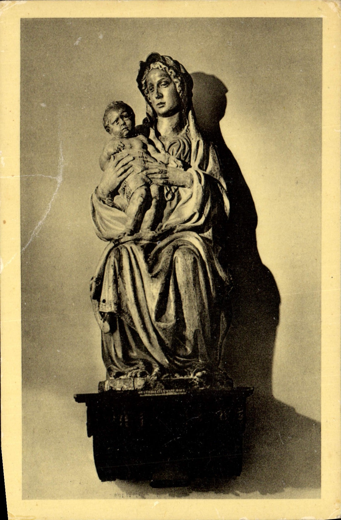 VINTAGE POSTCARD Museum Of Louvre the virgin and the child allots has Jacopo Della Quercia