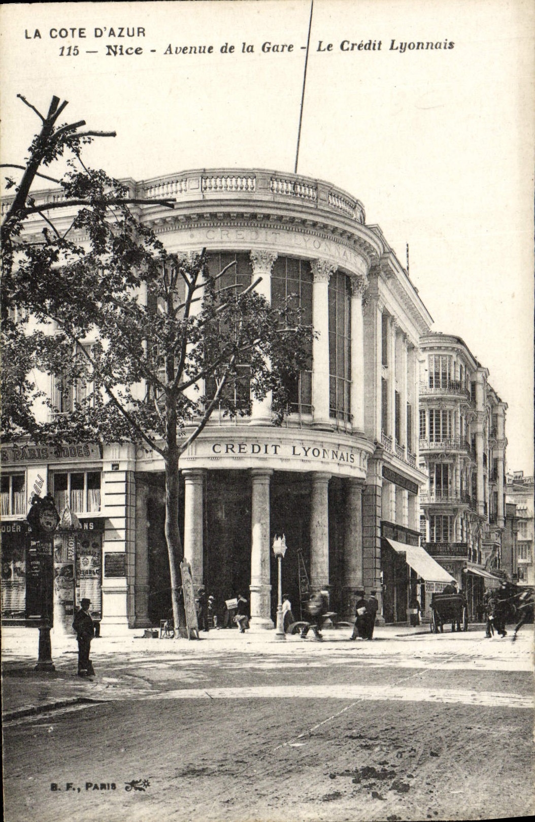 POSTAL de la VENDIMIA la dimensión Niza de la avenida azul de la estación los bancos de Crédit Lyonnais