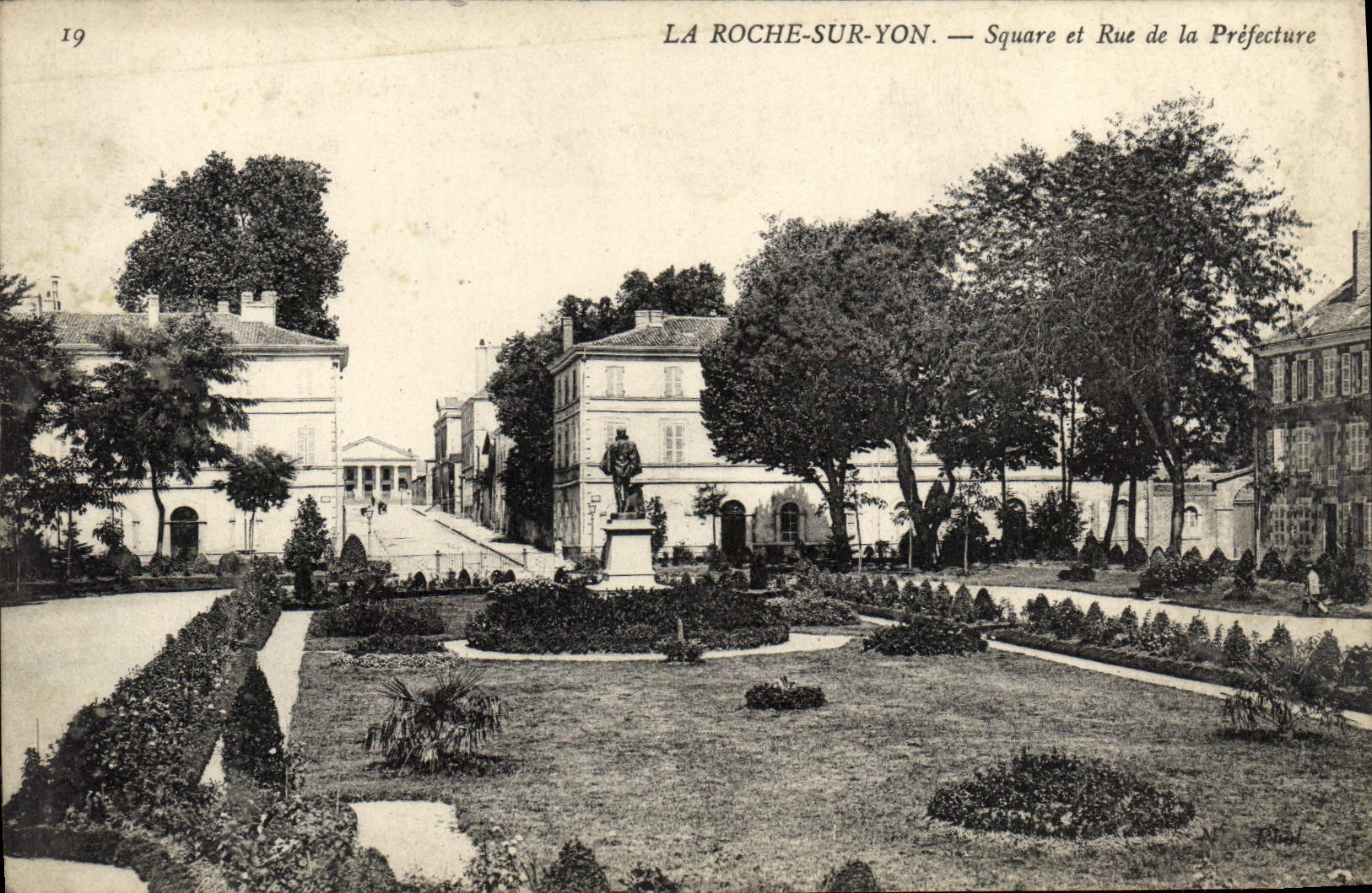 VINTAGE POSTCARD the Rock On Yon Public garden And Rue Of the Prefecture