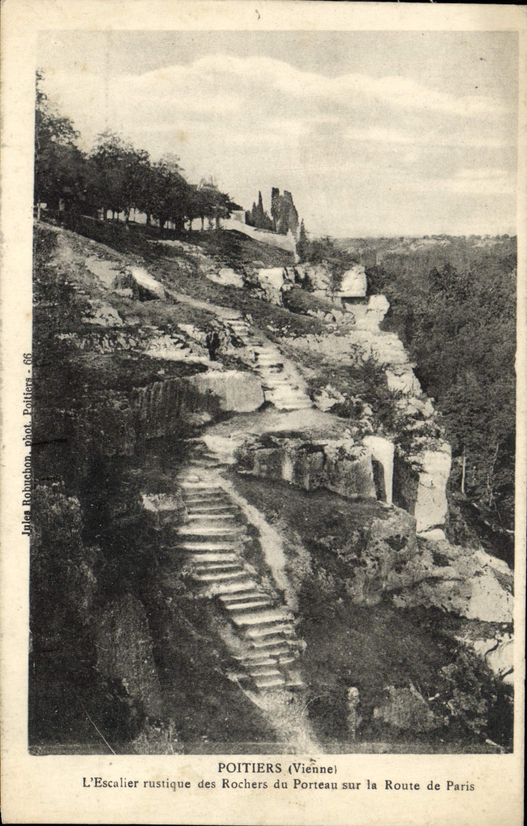 VINTAGE POSTCARD Poitiers L Staircase Rustic Of the Rocks Of Porteau On the Road Of Paris