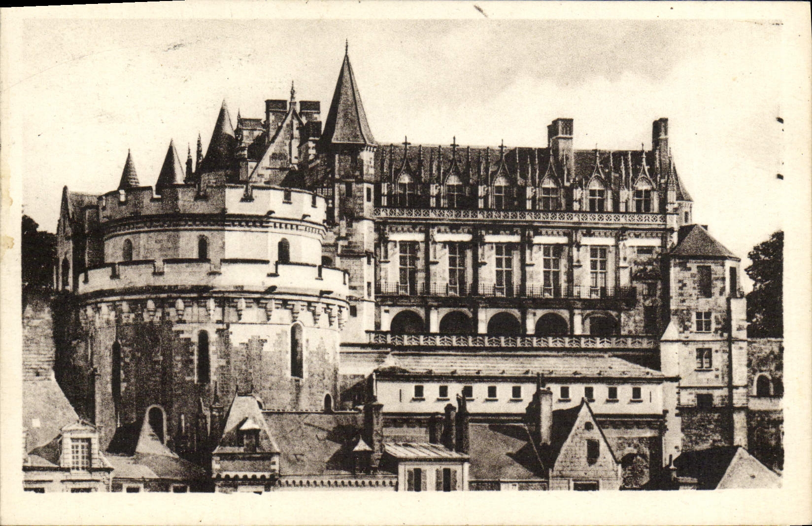 POSTAL Amboise de la VENDIMIA el castillo construido por Charles VII y Louis XII