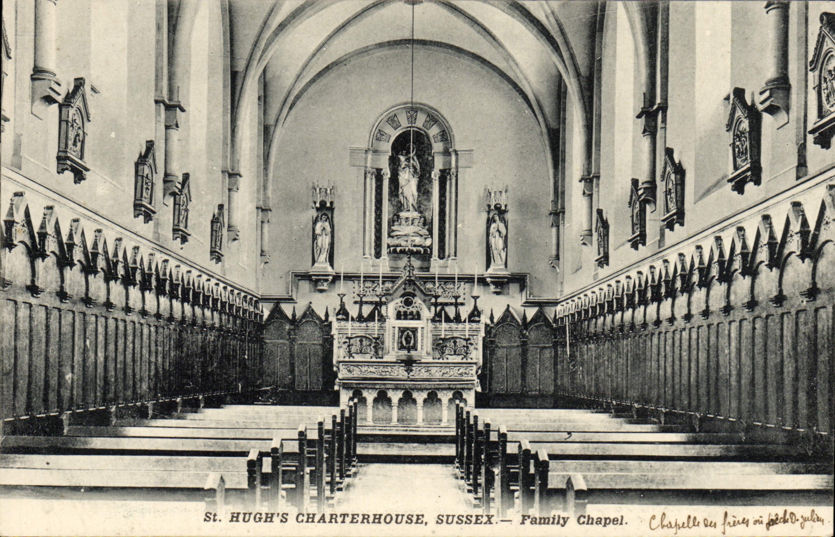 VINTAGE POSTCARD St Hugh' S Charterhouse Sussex Family Chapel