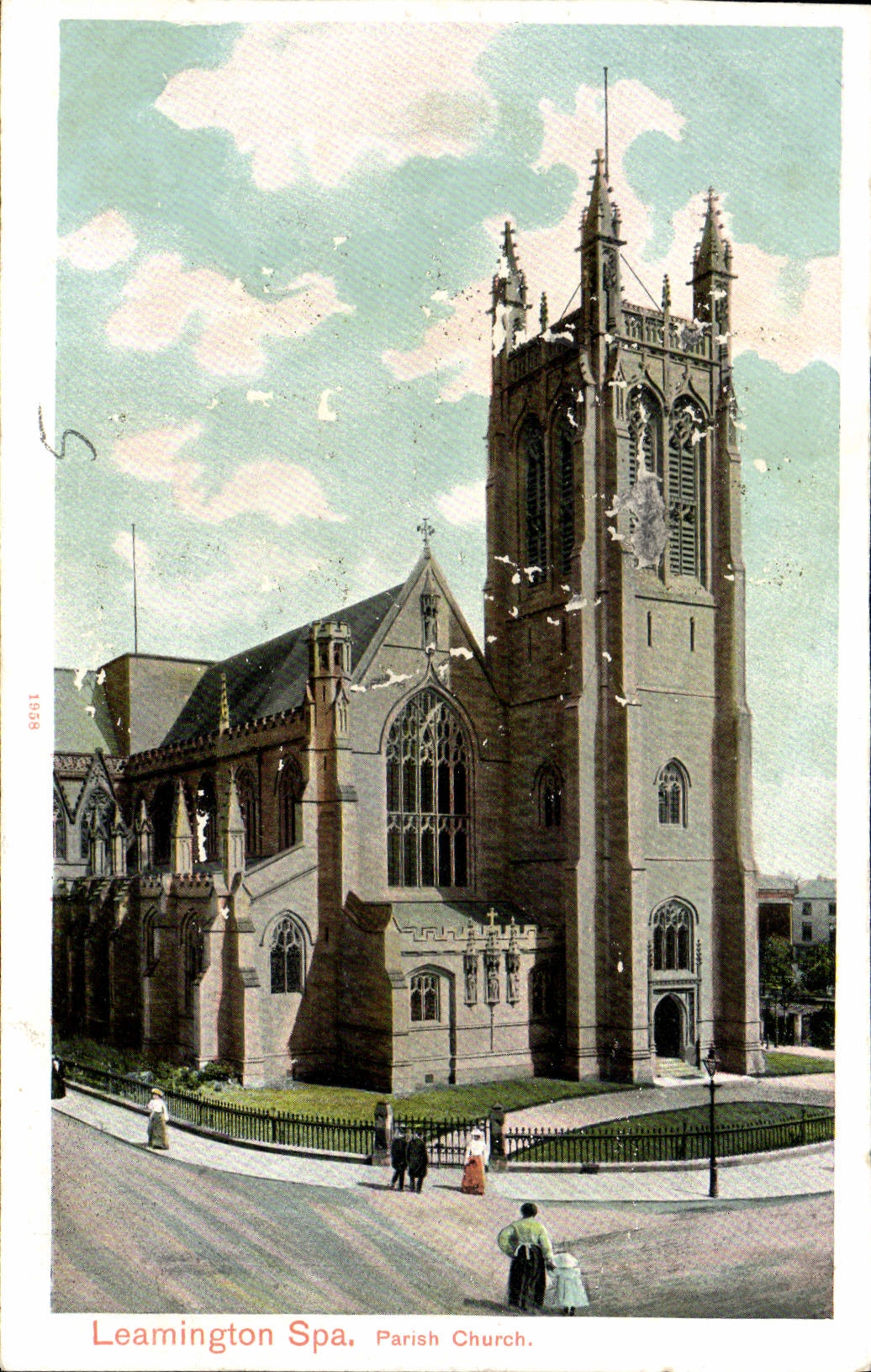 VINTAGE POSTCARD Leamington Spa Parish Church