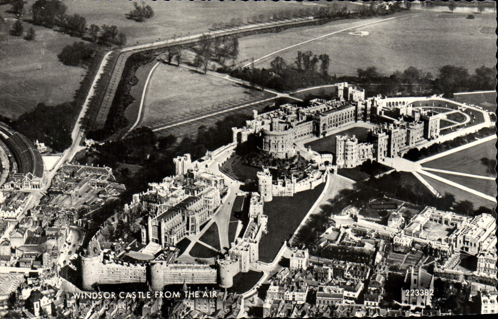CPM Windsor Castle from the air