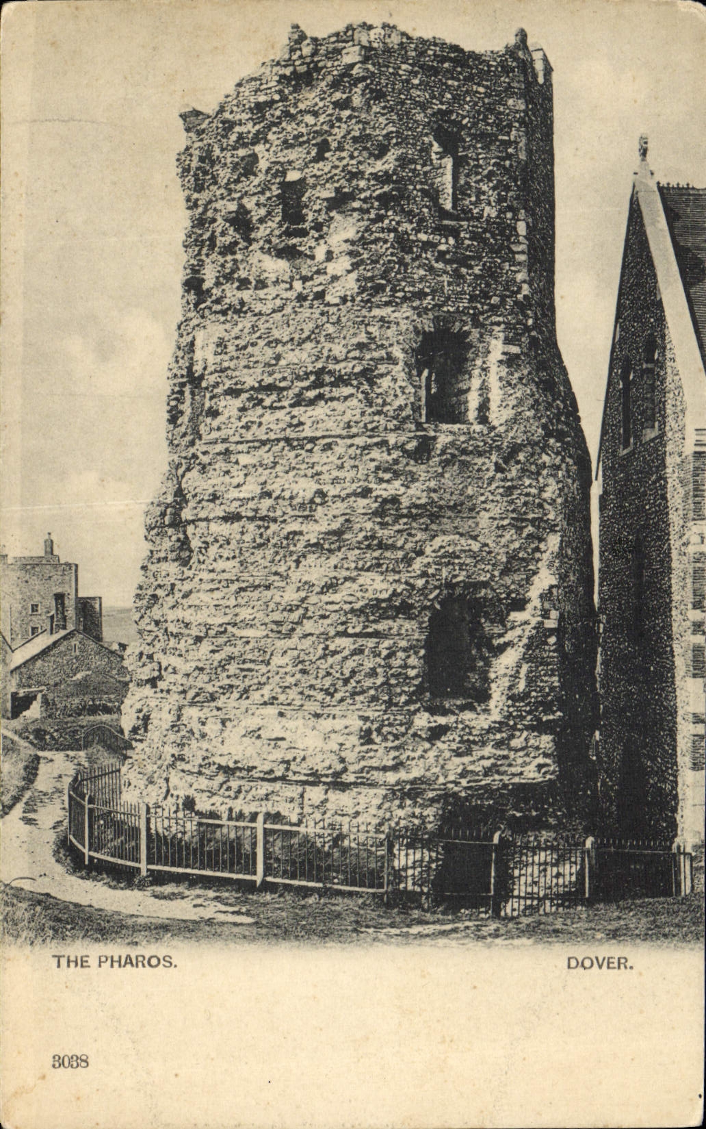 VINTAGE POSTCARD Dover The Pharos