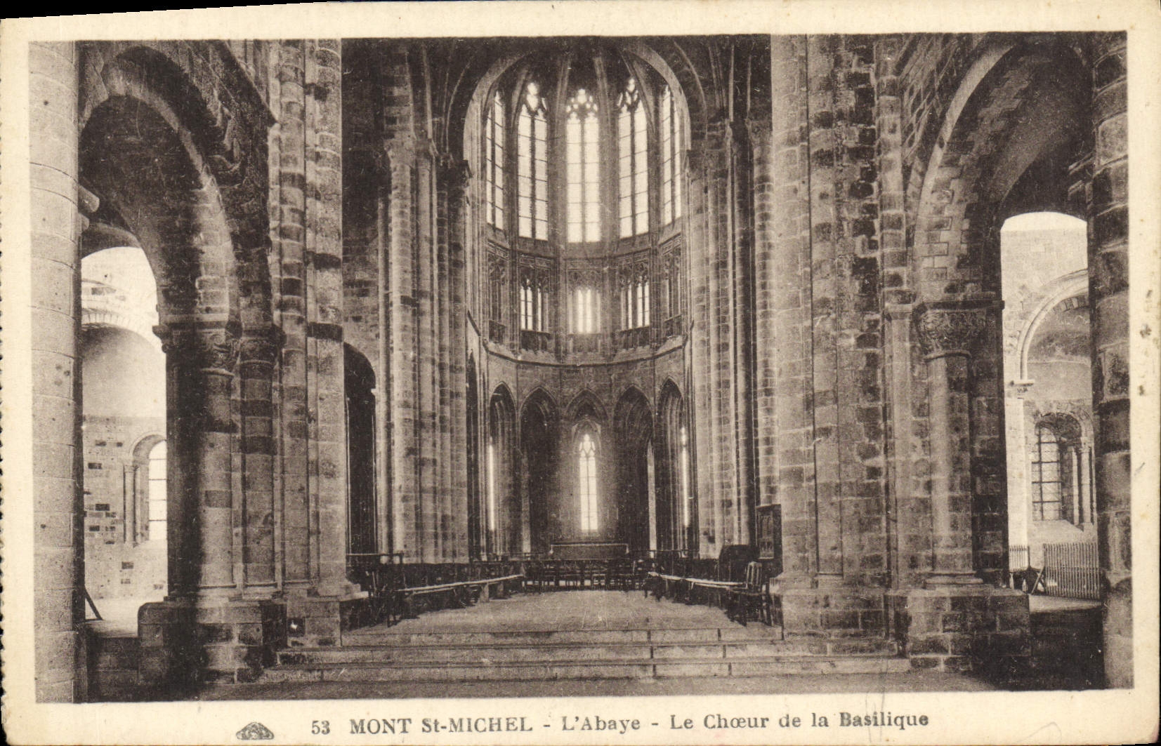 CPA Mont St Michel L'Abbaye Le Choeur de la Basilique
