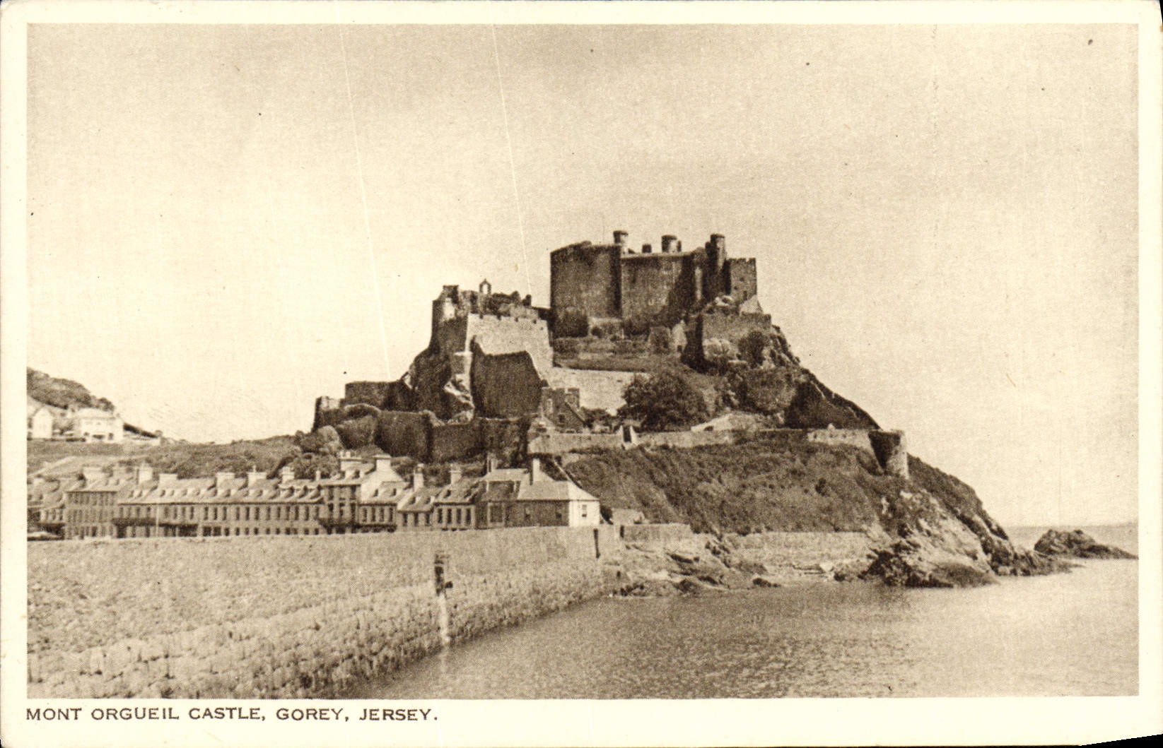 CPA Jersey Mont Orgueil Castle Gorey