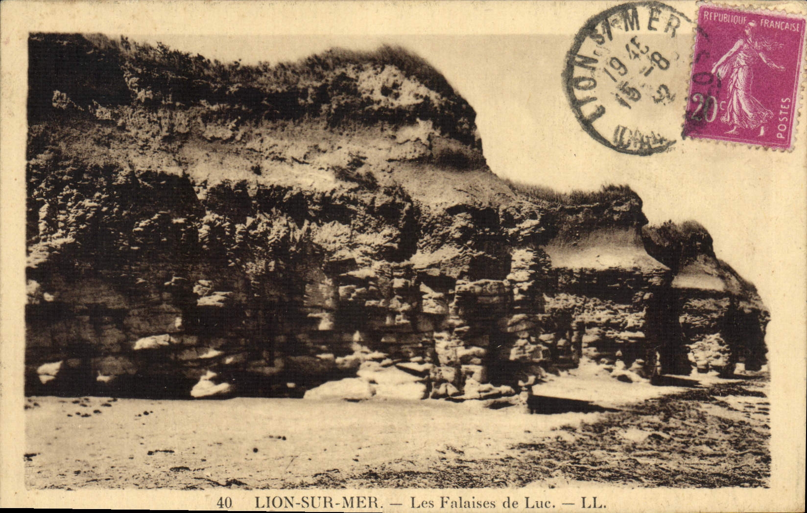 Acantilados de la POSTAL de la VENDIMIA Lion sur Mer de Lucas