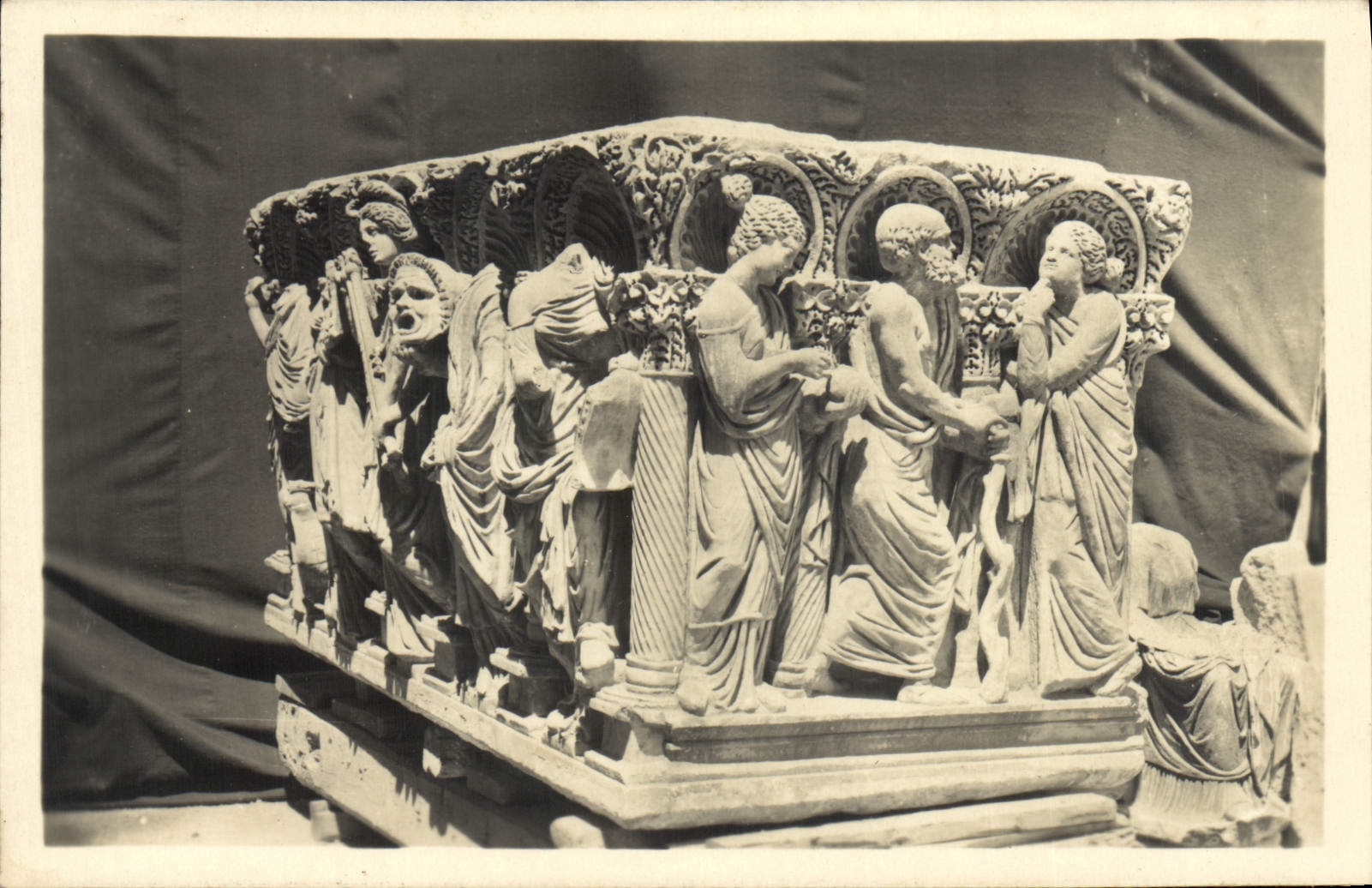 Idiota Apolo de Roma Museo Nazionale Sarcofago de la POSTAL de la VENDIMIA