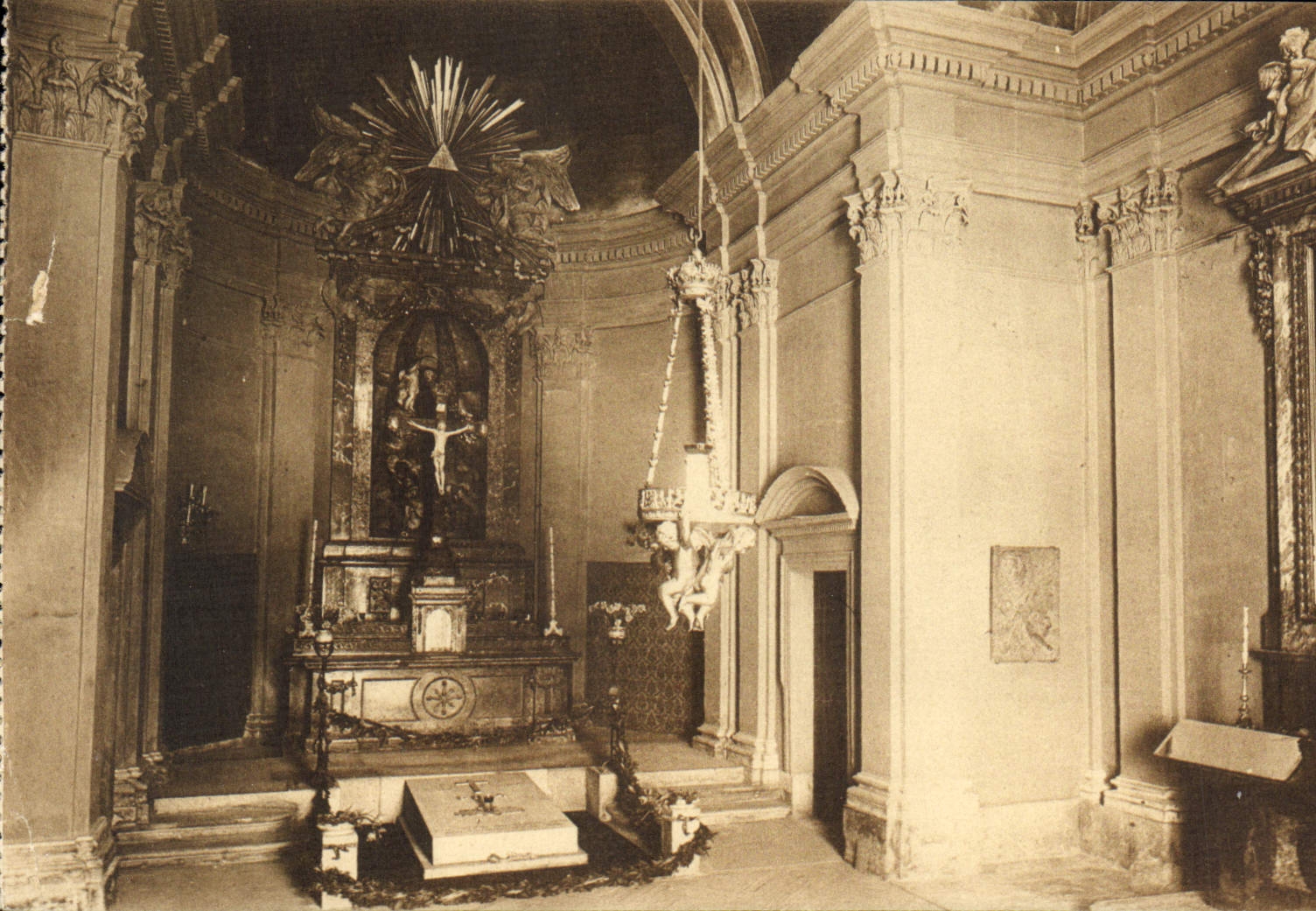 CPA Conjunto Del Interior De La Ermita