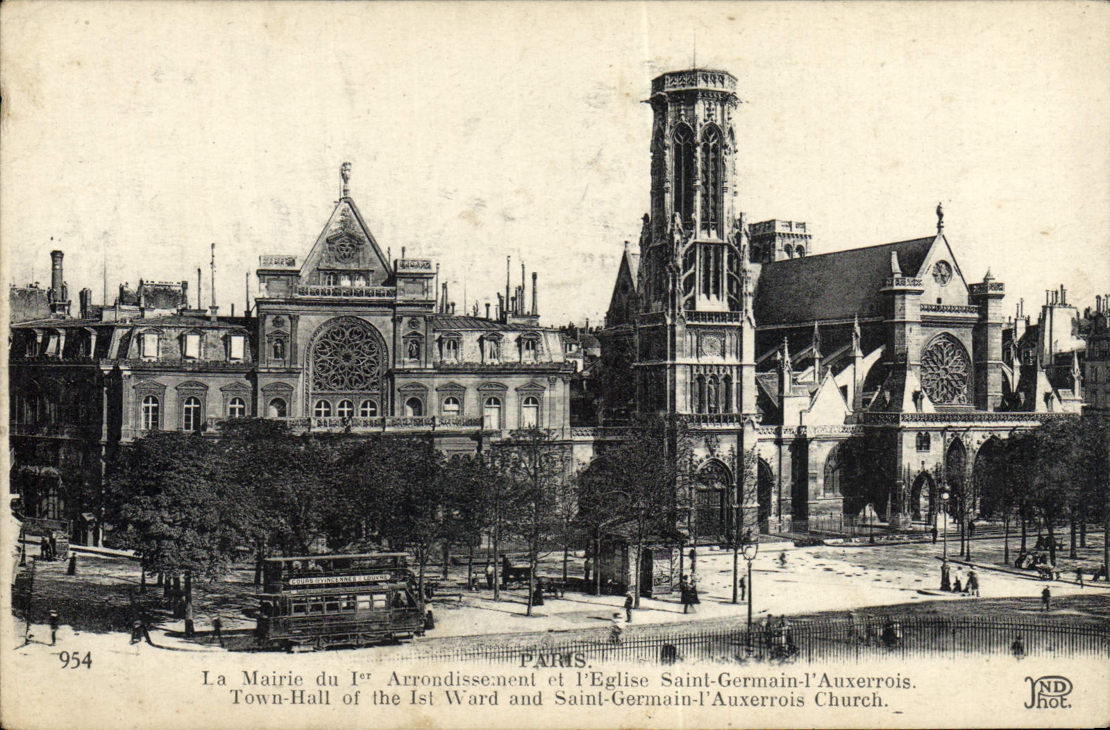 VINTAGE POSTCARD Paris the Town hall Of the 1st District And I' Eglise Saint Germain I' Auxerrois Tram