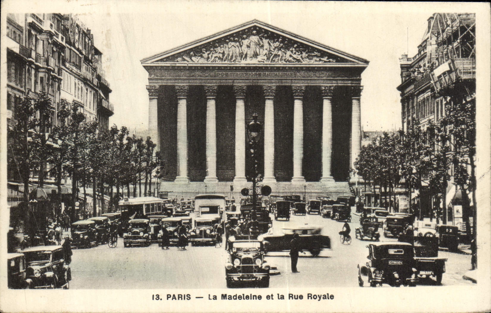 VINTAGE POSTCARD Paris Madelalne And the Royal Street