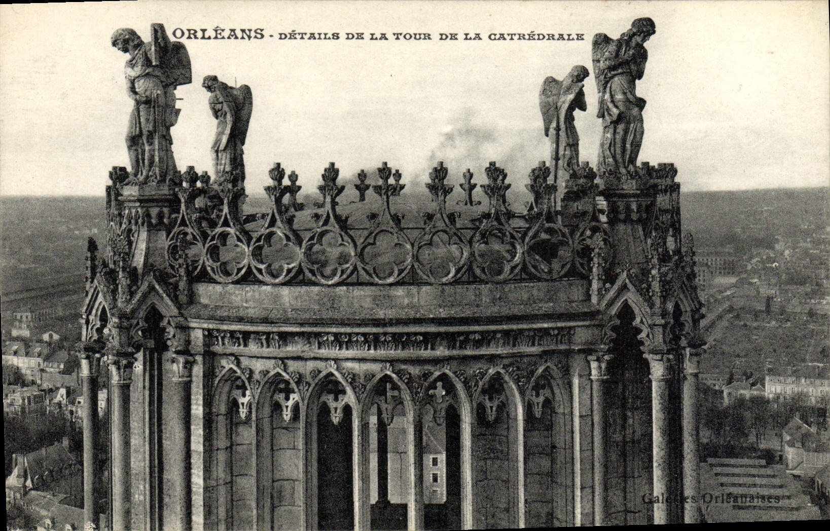 CPA Orleans Details De La tour De La Cathedrale