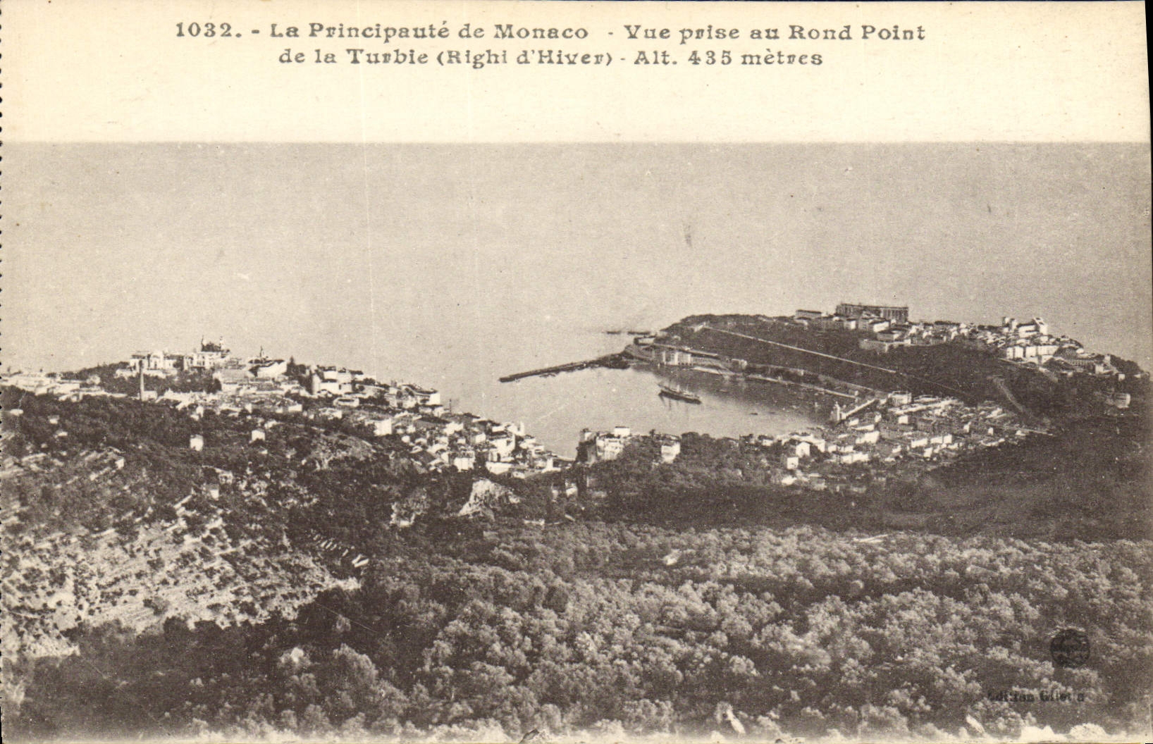 CPA La Principaute de Monaco Vue Prise au Rond Point de la Turbie 