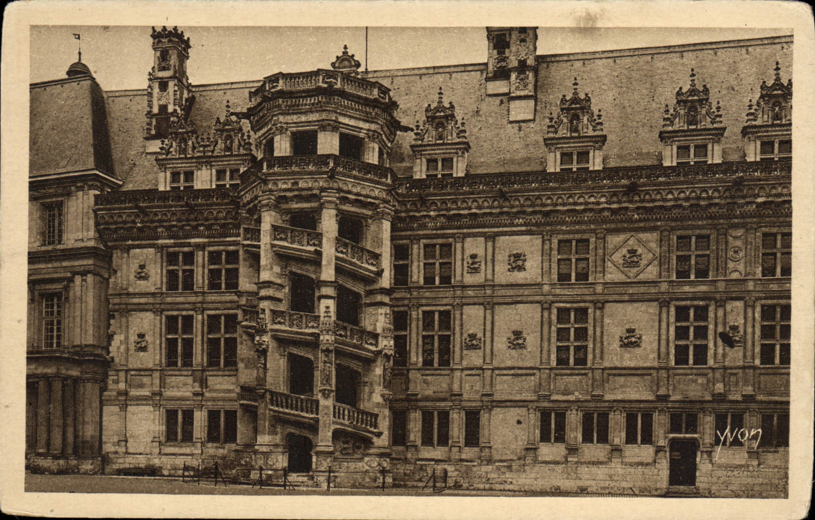 CPA Chateau de Blois Escalier Francois 1er