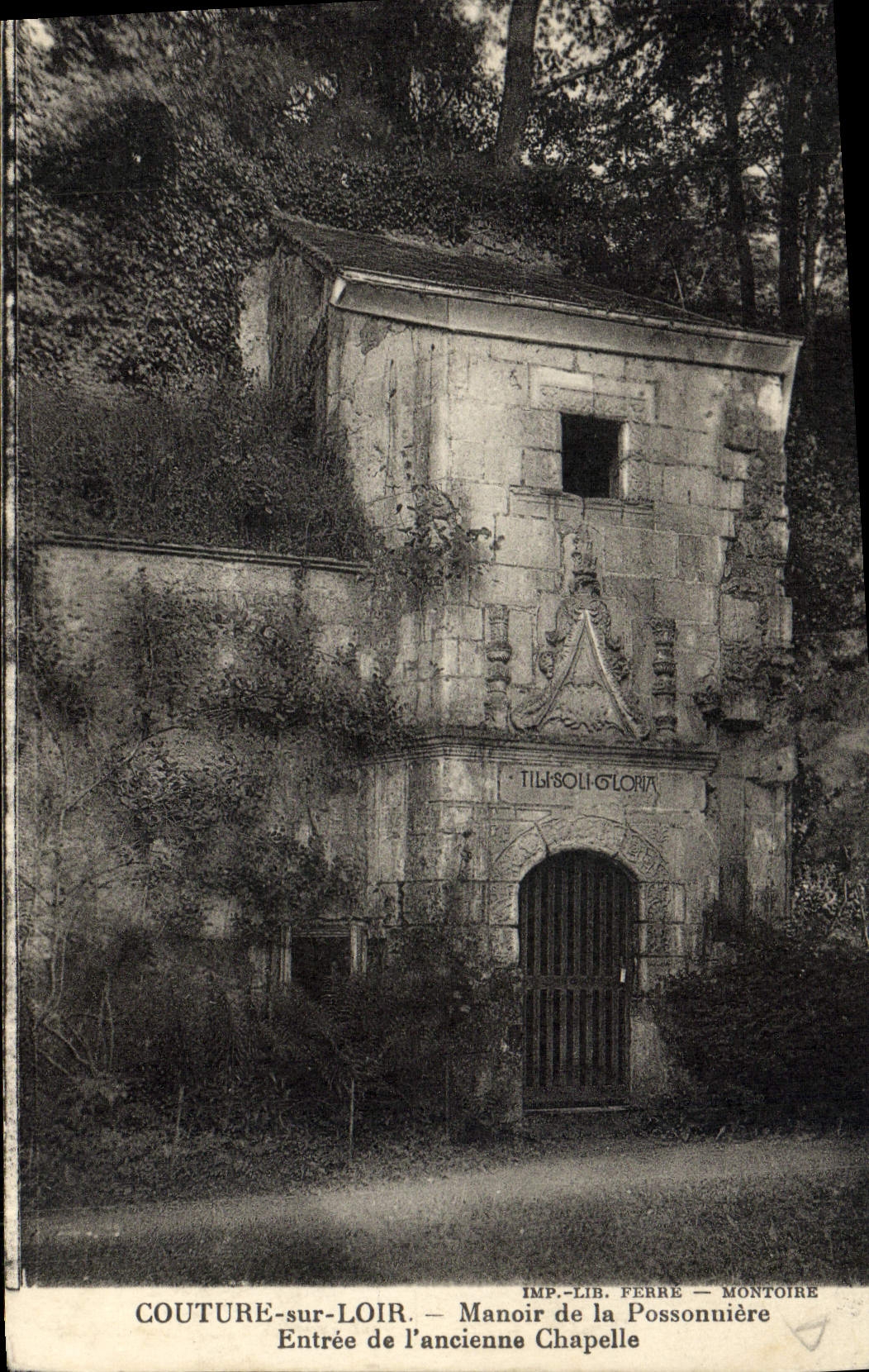 CPA Couture Sur Loir Manoir de la Possoniere Entree de l'ancienne chapelle