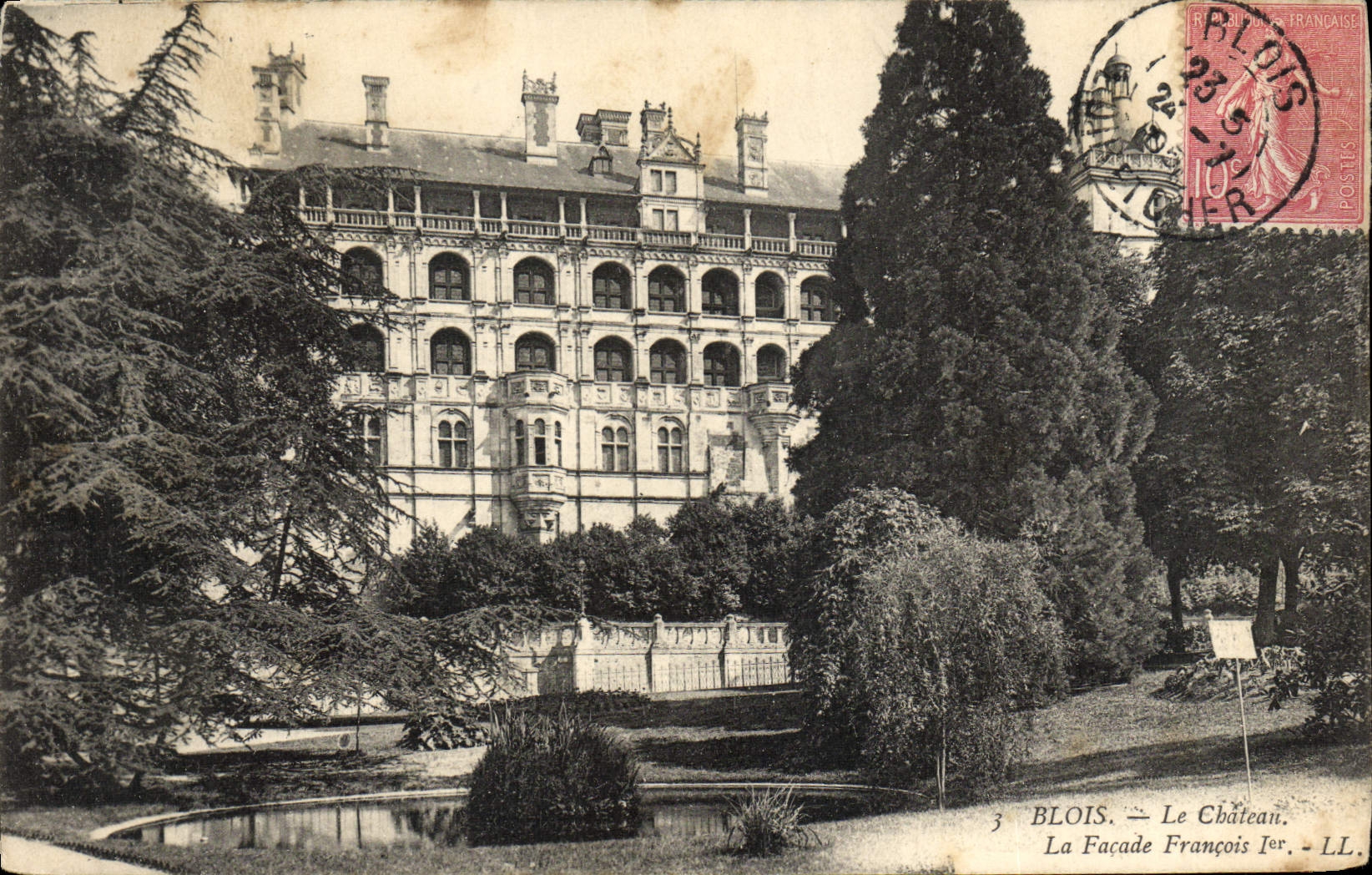 CPA Blois Le Chateau La Facade Francois 1er