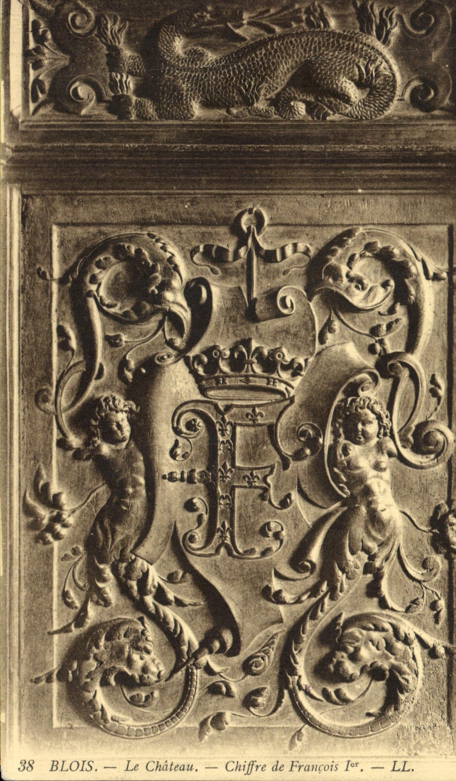 CPA Blois Le Chateau Chiffre de Francois 1er 