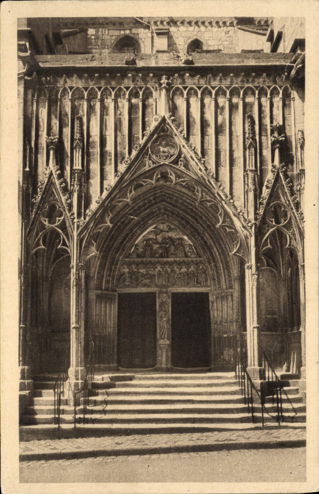 CPA Chaumont Eglise St Jean Baptiste Portail St Jean