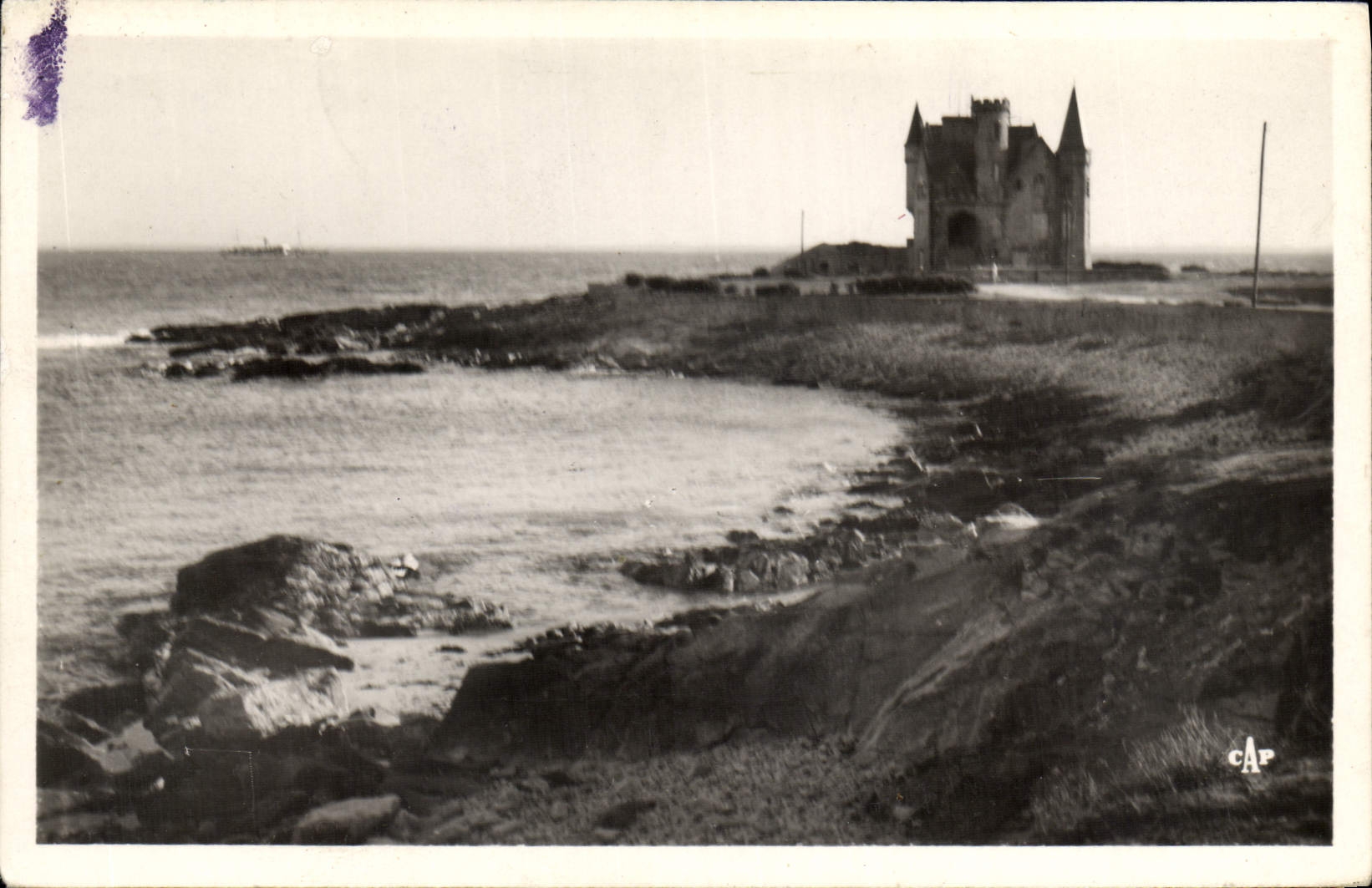 MODERN CARD Quiberon the Turpault Castle