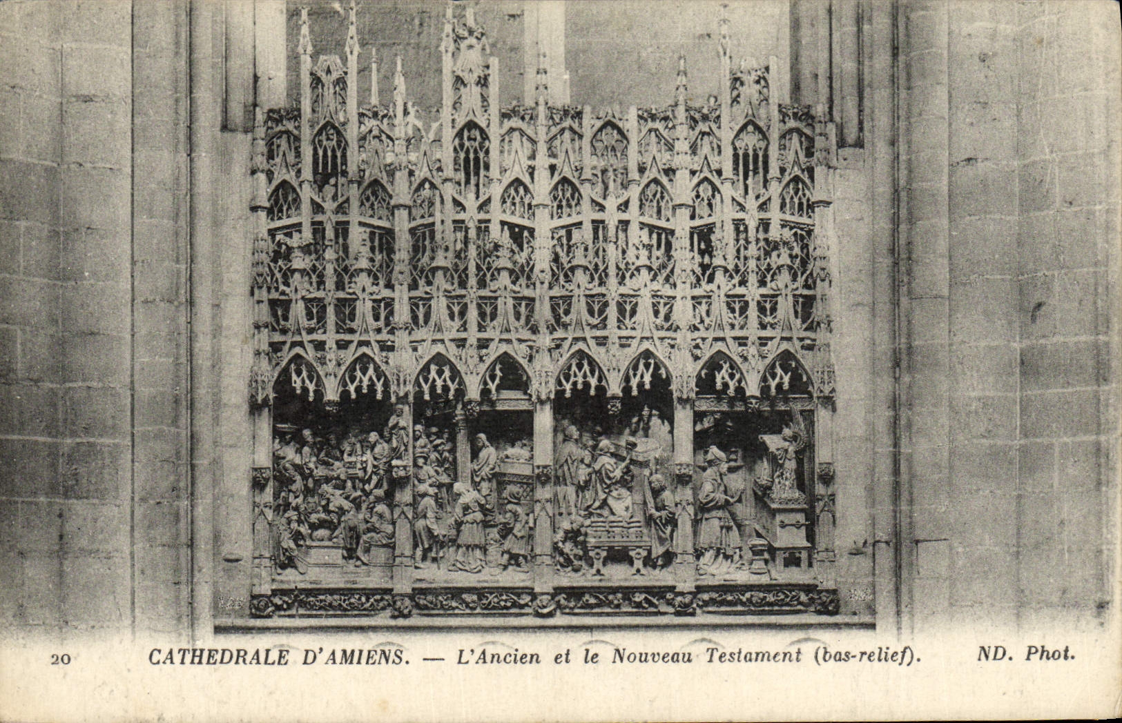 VINTAGE POSTCARD Cathedral of Amiens the Old one and Low New Testament relief